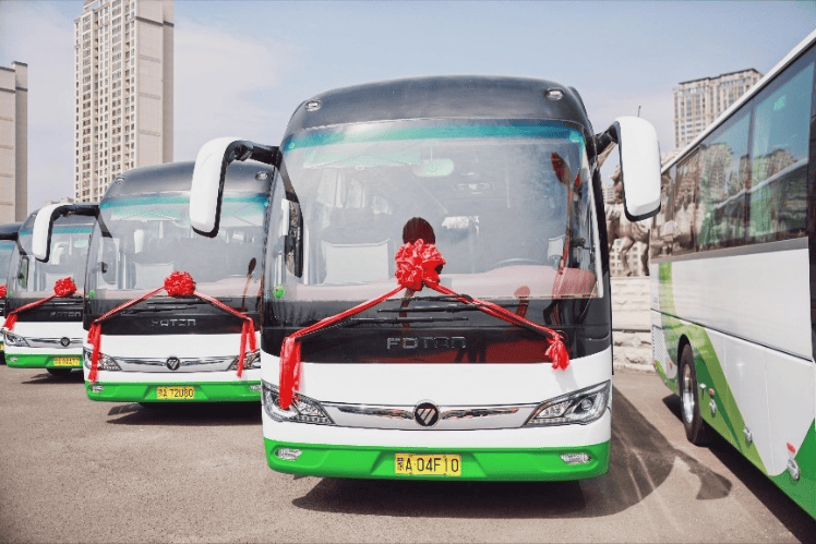 驰骋北疆 文旅启航丨北汽福田欧辉高品质客车批量交付首府旅游 助力旅游品质跃升